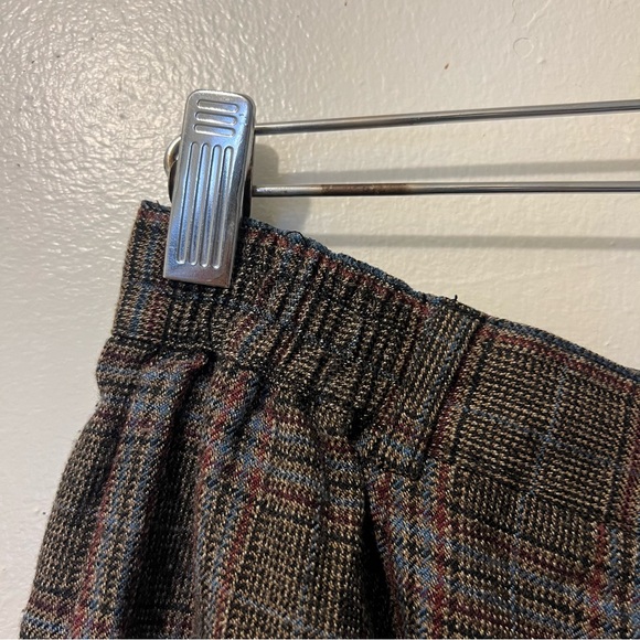 Women’s Classic Plaid Trousers - Picture 6 of 13